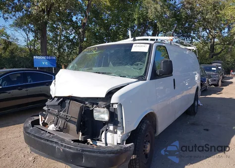 2017 Chevrolet Express 2500 Work Van из США, поврежденный, VIN 1GCWGBFF3H1125576